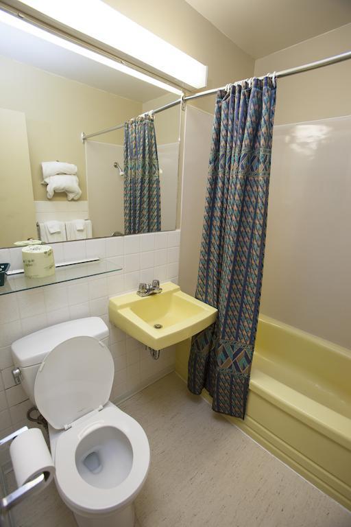 Lake-Vu Motel Kenora Habitación foto